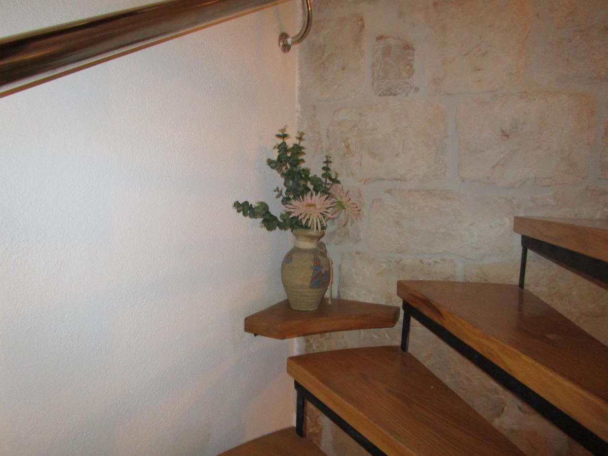 Marko Polo B Old Town Trogir Bagian luar foto